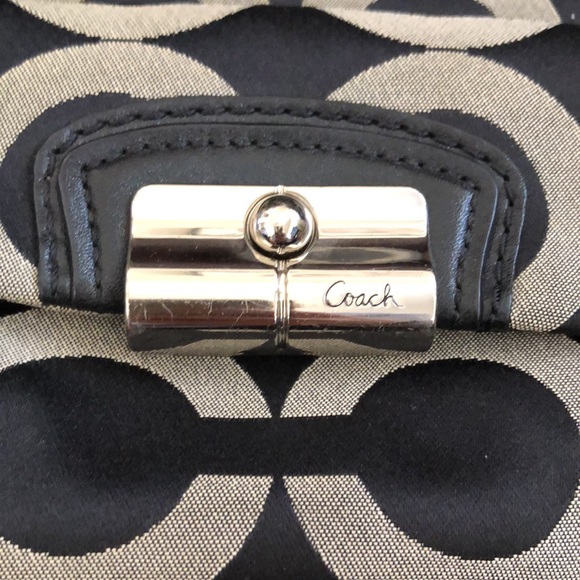 Coach Handbag - Picture 2 of 15